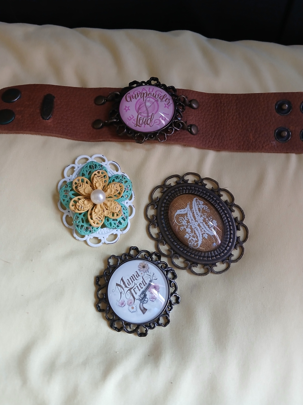 Handcrafted Plunder Snap Charm Set - Brown, Pink, Mint, Gold, White
